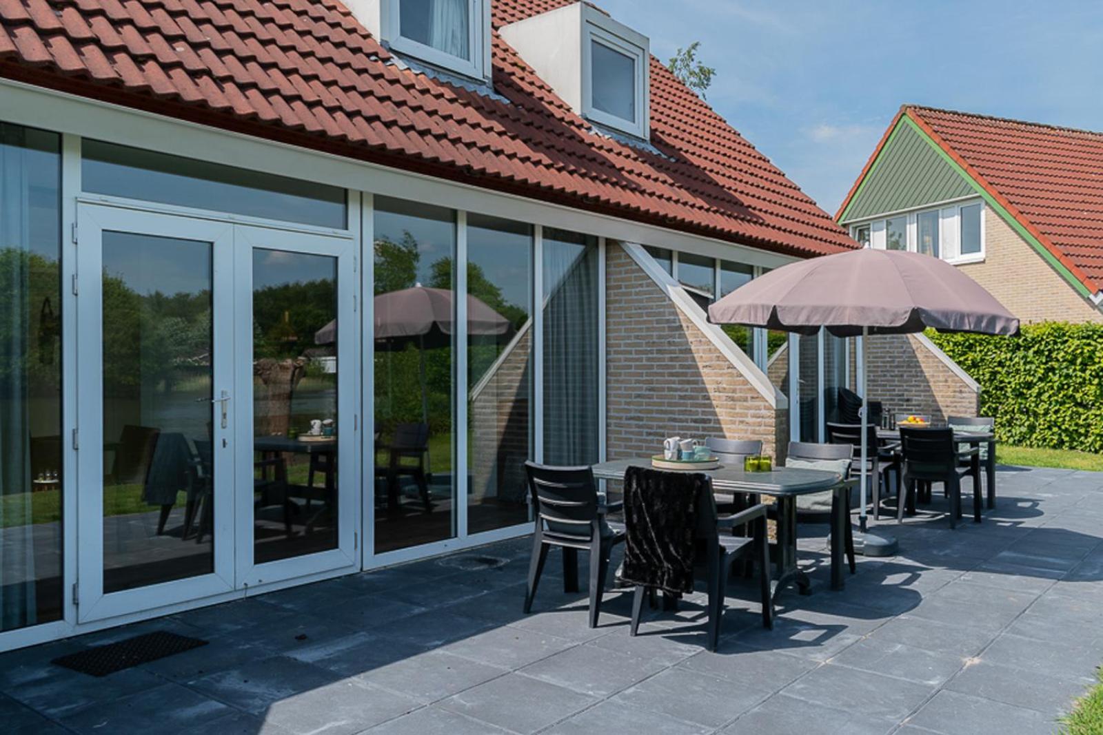 Summio Vakantiepark Emslandermeer Vlagtwedde Room photo