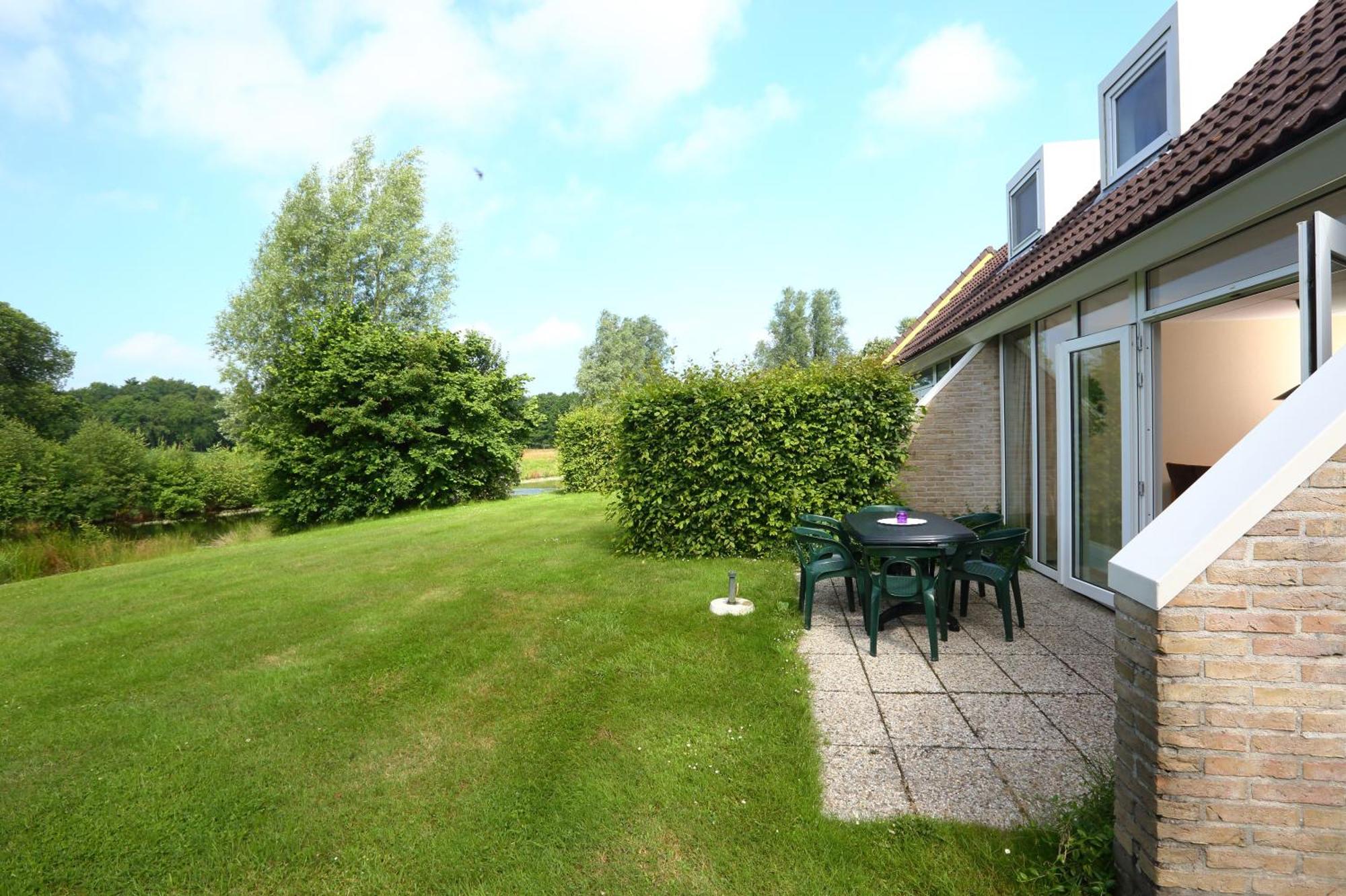 Summio Vakantiepark Emslandermeer Vlagtwedde Room photo